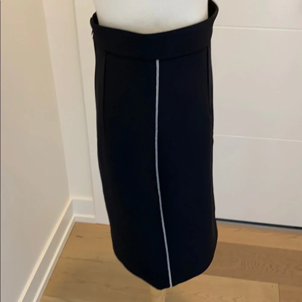 H&M Black Pencil Skirt with silver stripe Sz 8
